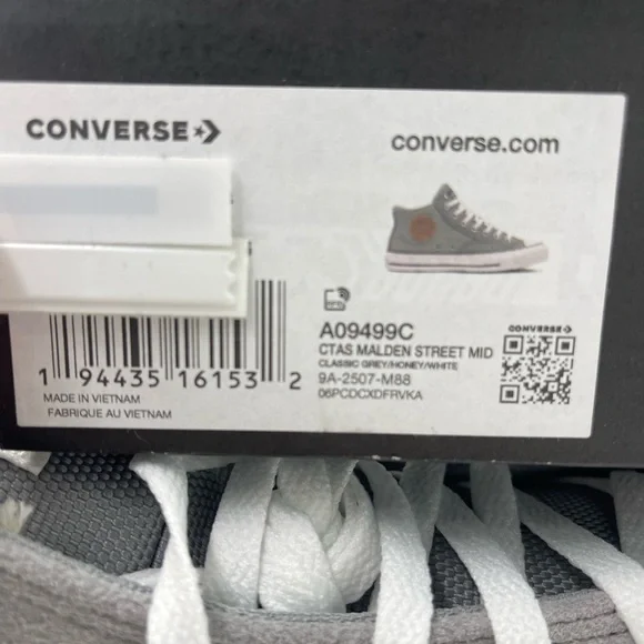 Converse Men’s High-Top A09499C
CTAS MALDEN STREET MID Sneakers - Picture 16 of 16